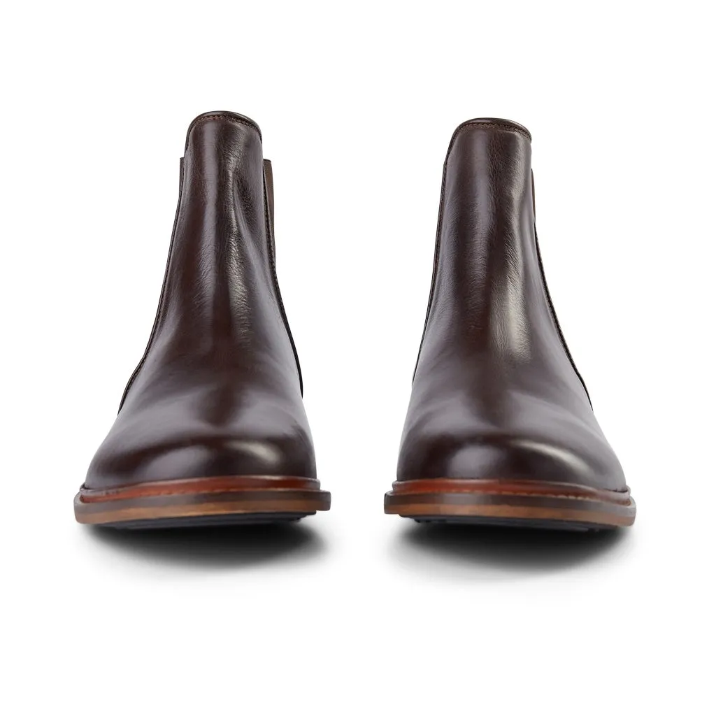 Wyatt Leather Chelsea Boot - BROWN